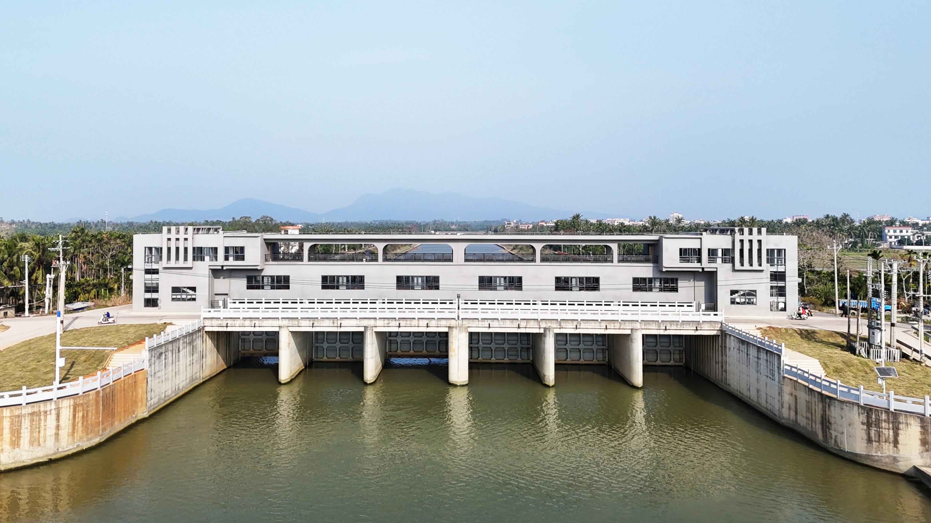 2、和樂節(jié)制閘下游